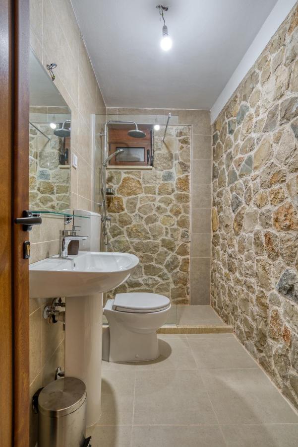 Ferienwohnung Stonehouse in Olives Ulcinj Exterior foto