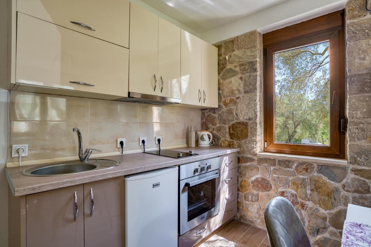 Ferienwohnung Stonehouse in Olives Ulcinj Exterior foto