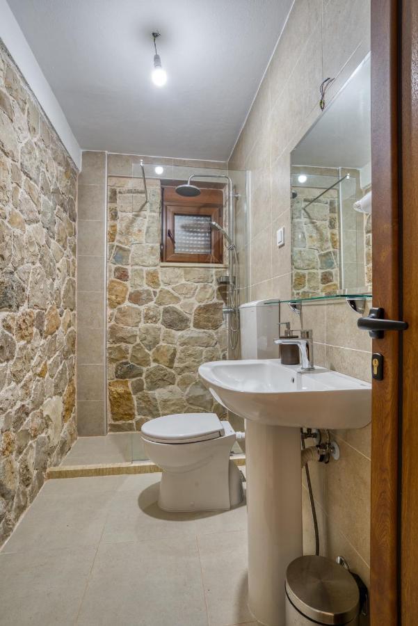 Ferienwohnung Stonehouse in Olives Ulcinj Exterior foto